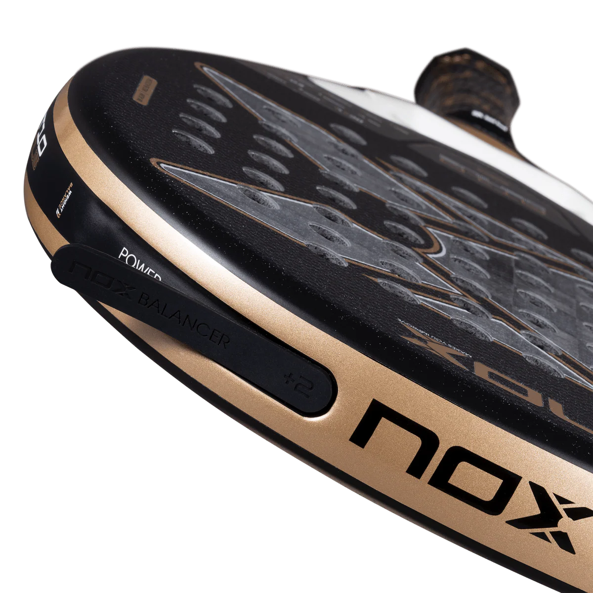 Pala de Padel NOX AT10 Luxury Genius 18K Alum 2026 by Agustín Tapia (Preventa)