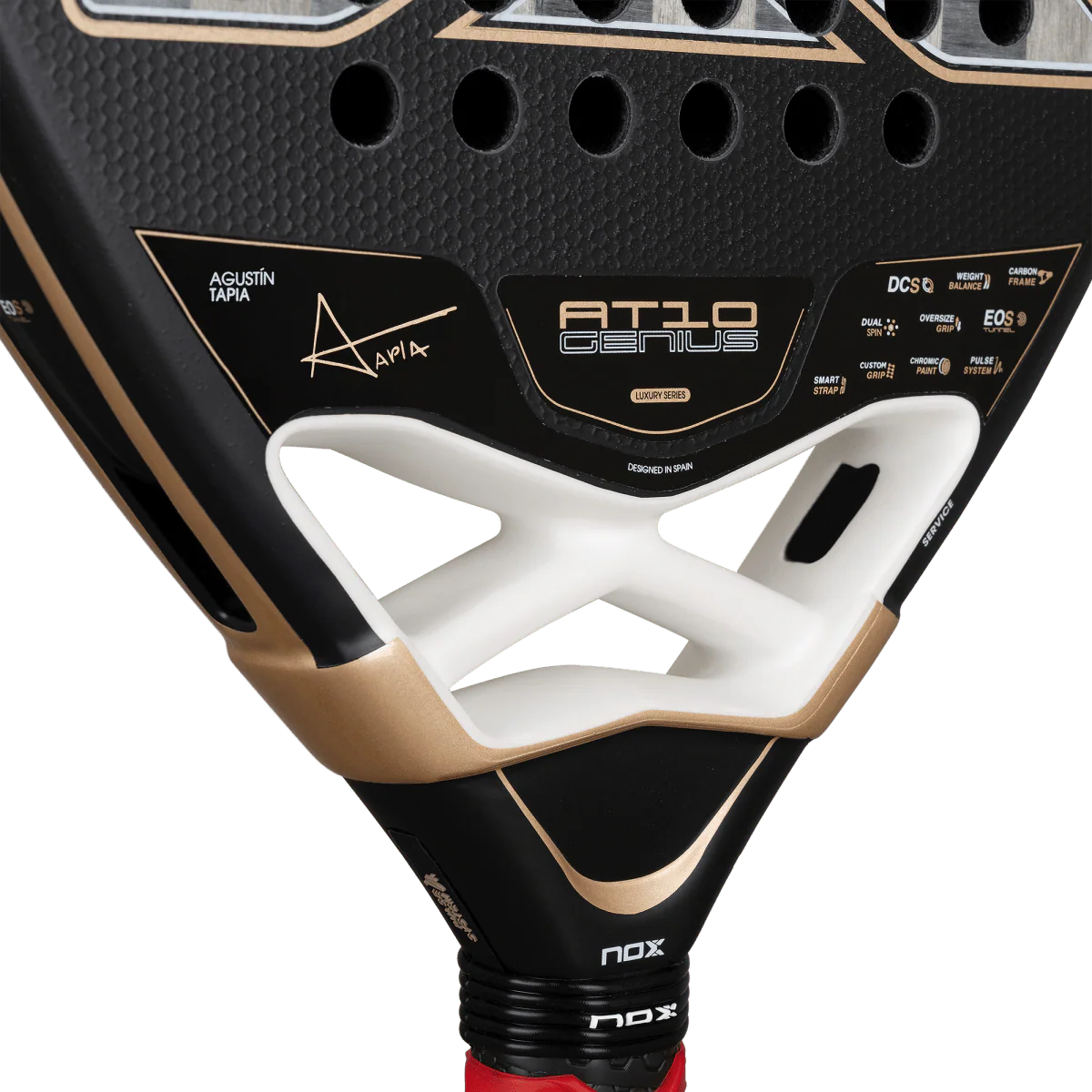 Pala de Padel NOX AT10 Luxury Genius 18K Alum 2026 by Agustín Tapia (Preventa)
