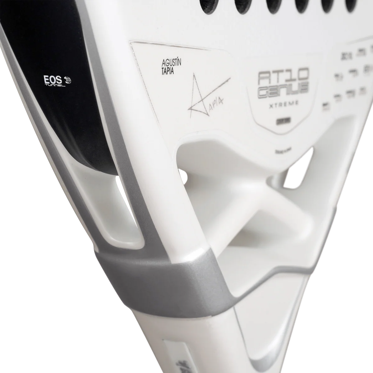 Pala de Padel NOX AT10 Luxury Genius Attack 12K Alum XTREM 2026 by Agustín Tapia (Preventa)